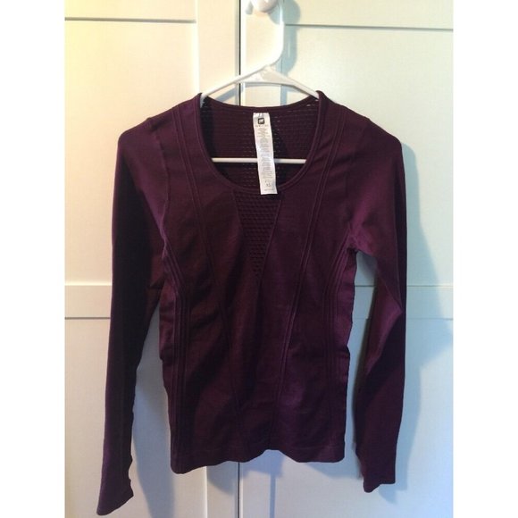 NWOT Fabletics Arta Long Sleeve Top - Picture 4 of 8